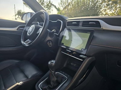 Mg ZS ZS 1.5 Luxury (10)