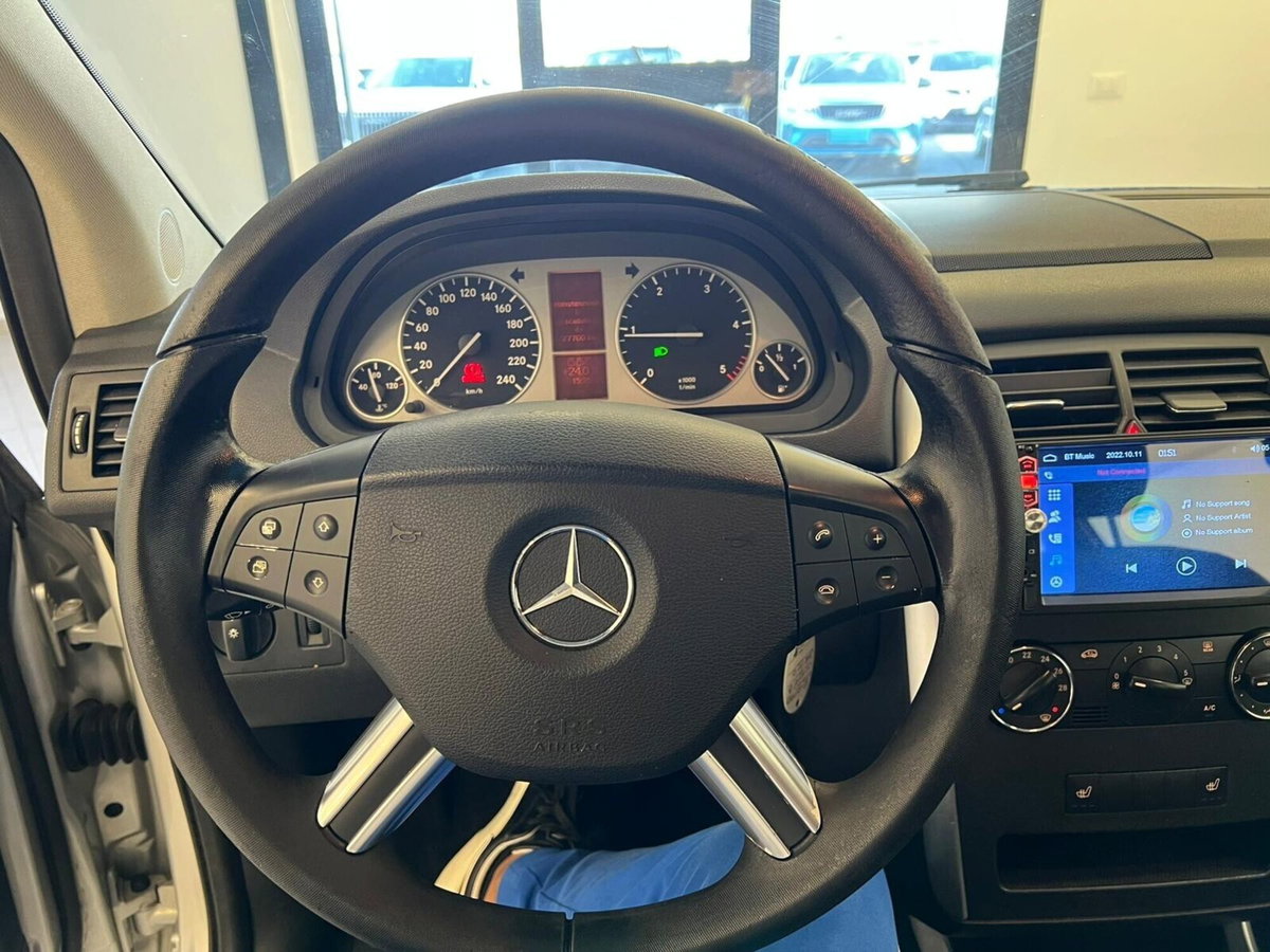 Mercedes-Benz Classe B 180 CDI Sport (16)