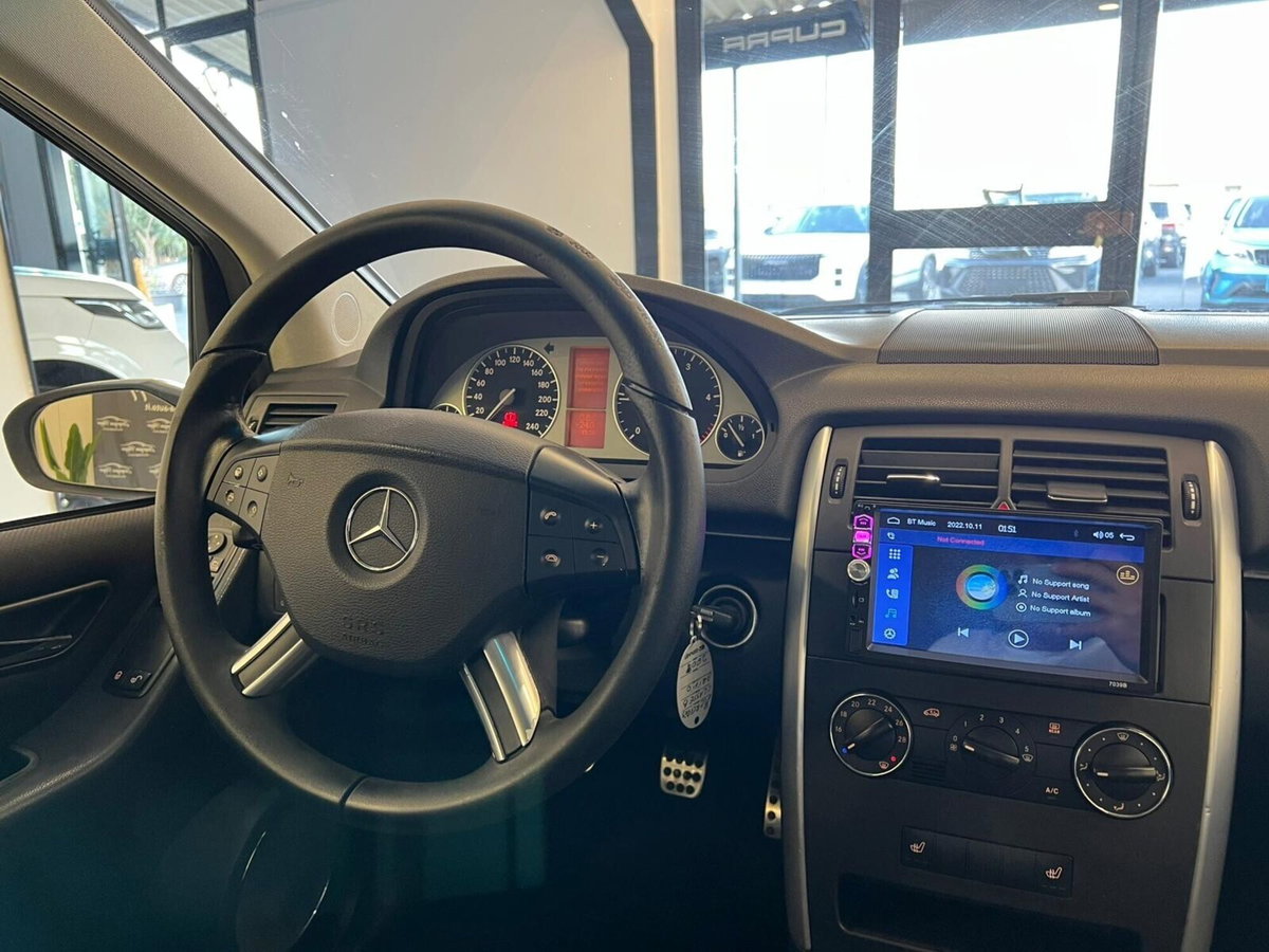Mercedes-Benz Classe B 180 CDI Sport (19)