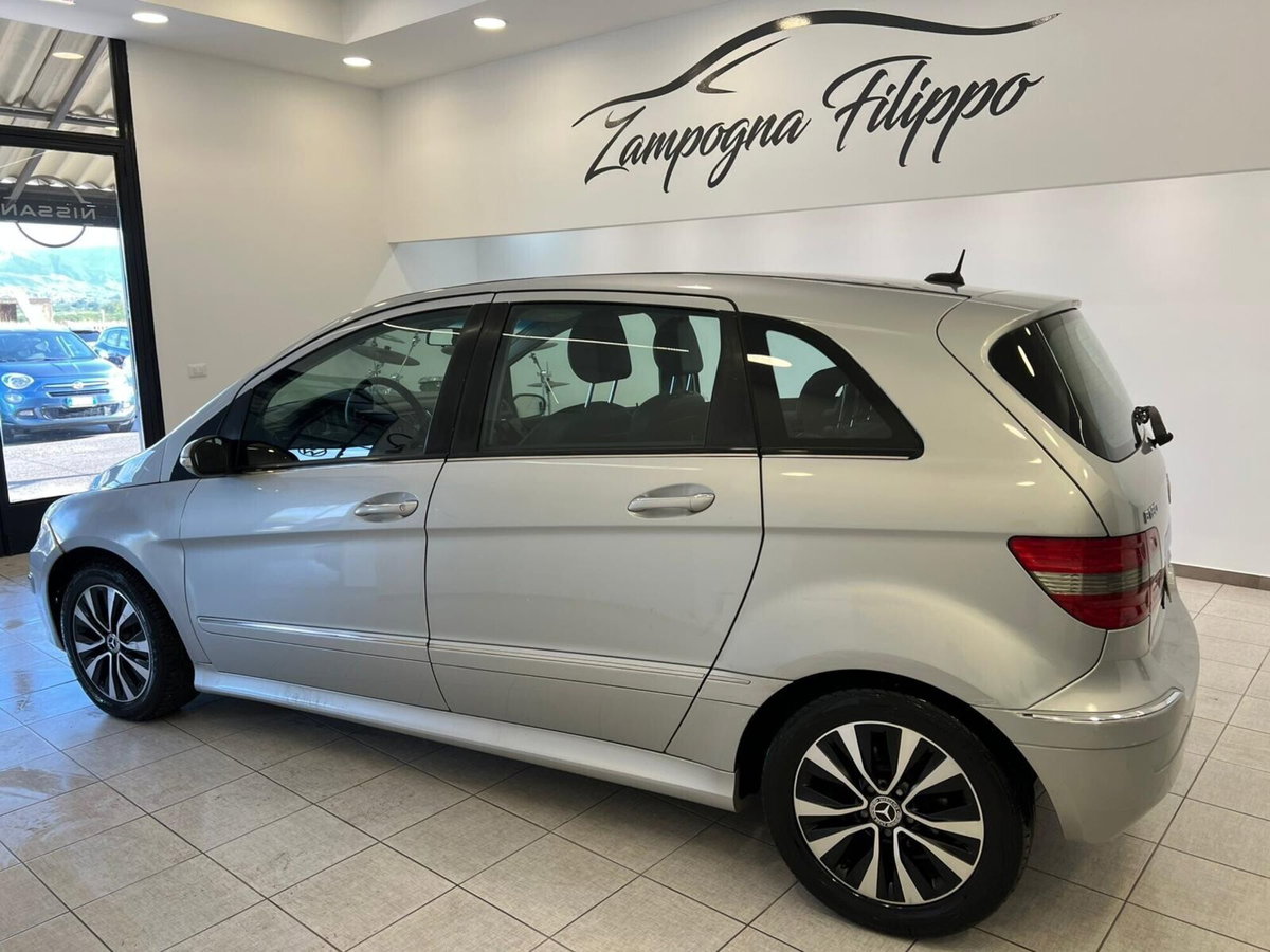 Mercedes-Benz Classe B 180 CDI Sport (6)