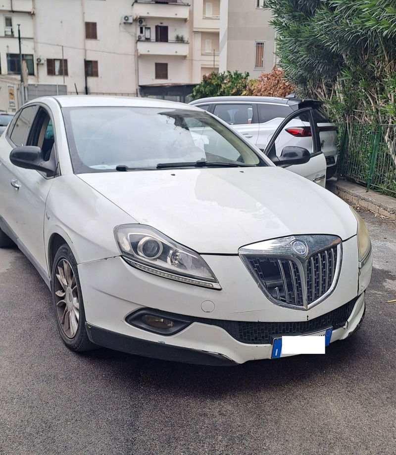 Lancia Delta 1.6 MJT DPF Silver