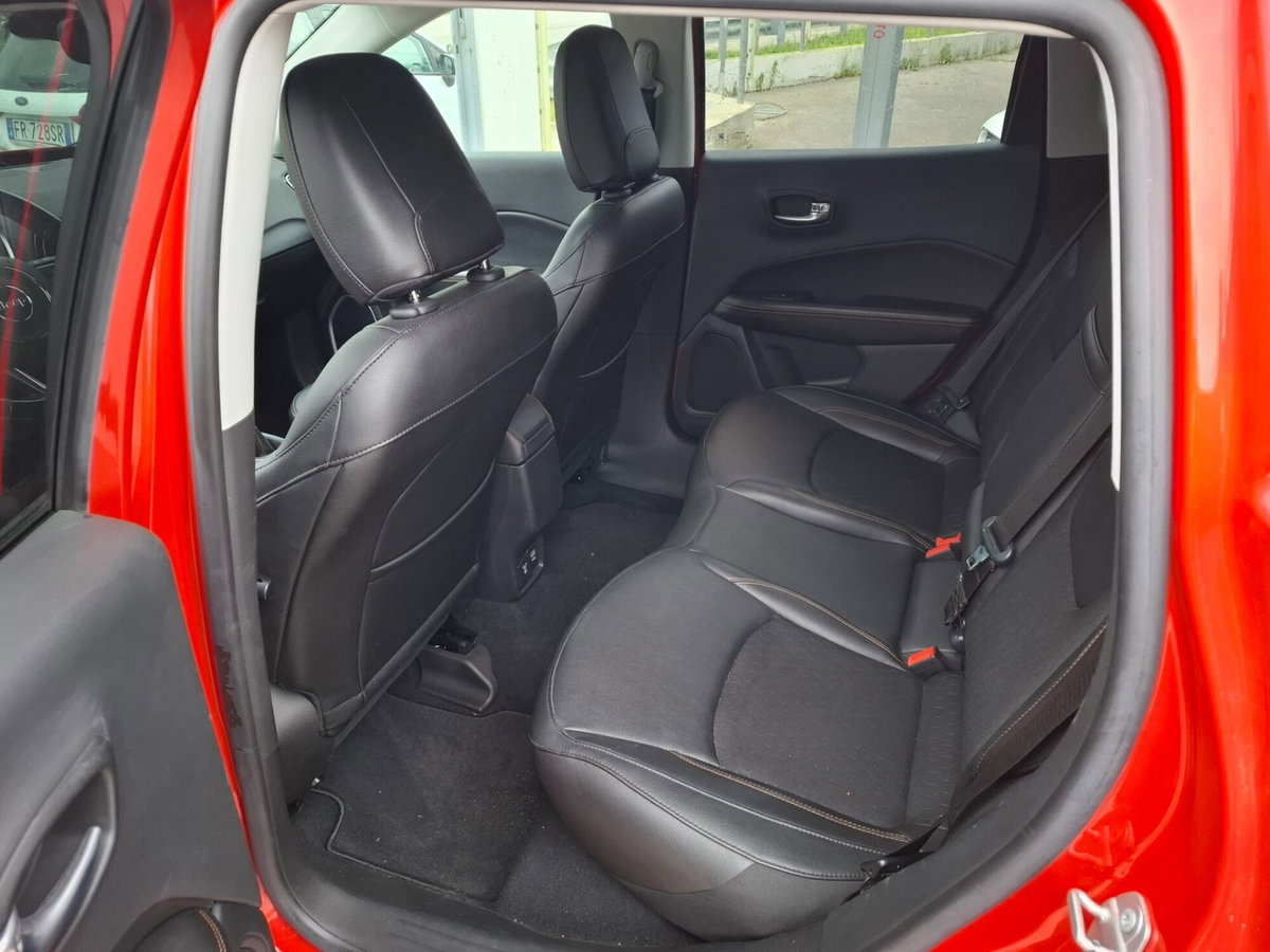 Jeep Compass 1.6 Multijet II 2WD Limited (7)