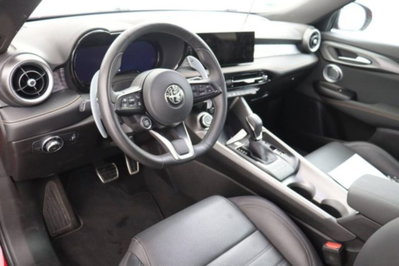 Alfa Romeo Tonale 1.6 Veloce 130cv tct6 (8)