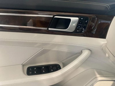 Porsche Panamera 2.9 4 auto (11)