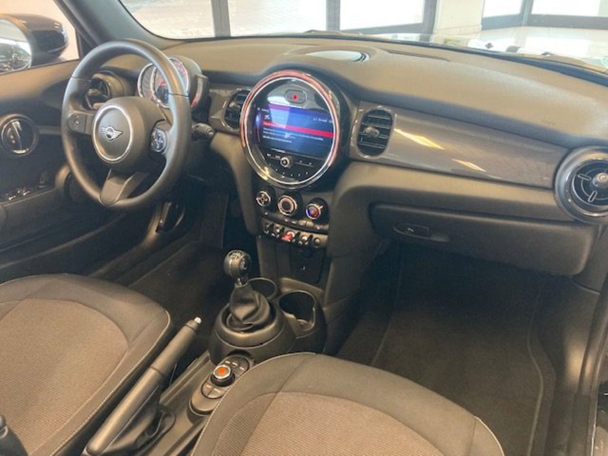 MINI Mini Cabrio 1.5 One Cabrio (16)