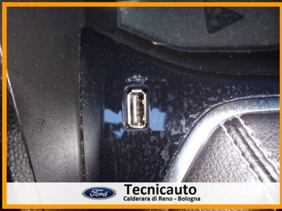 Ford Fiesta 1.1 75 CV 5 porte Titanium (19)