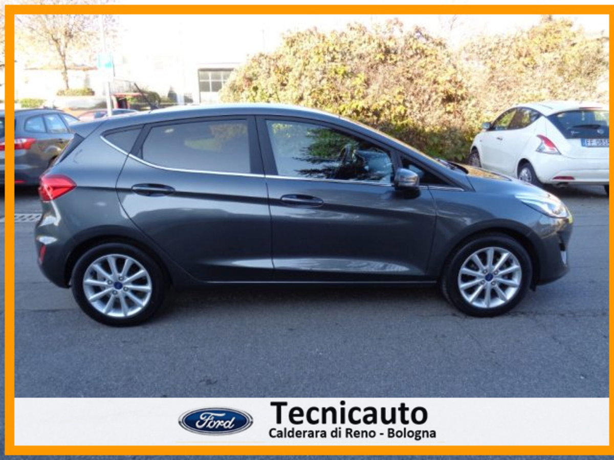 Ford Fiesta 1.1 75 CV 5 porte Titanium (3)