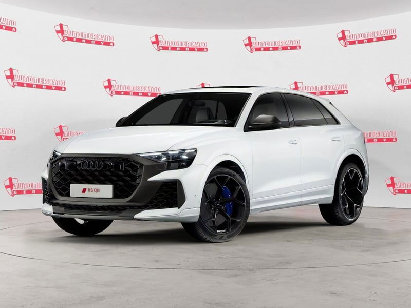 Audi RS Q8 Q8 4.0 mhev 48V performance 640cv tiptronic