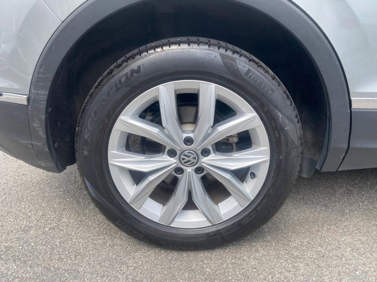 Volkswagen Tiguan 2.0 TDI SCR DSG 4MOTION Executive BMT (11)