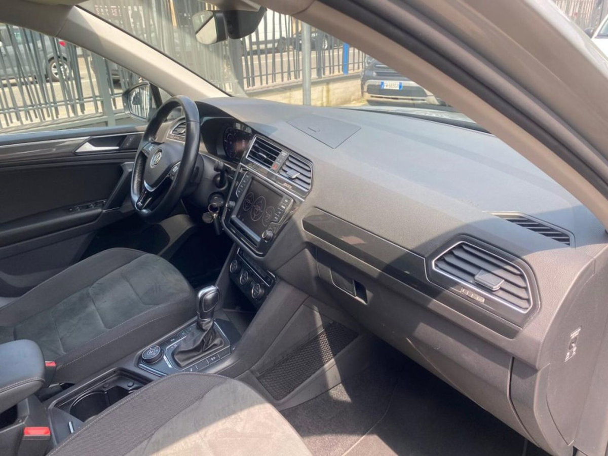Volkswagen Tiguan 2.0 TDI SCR DSG 4MOTION Executive BMT (13)