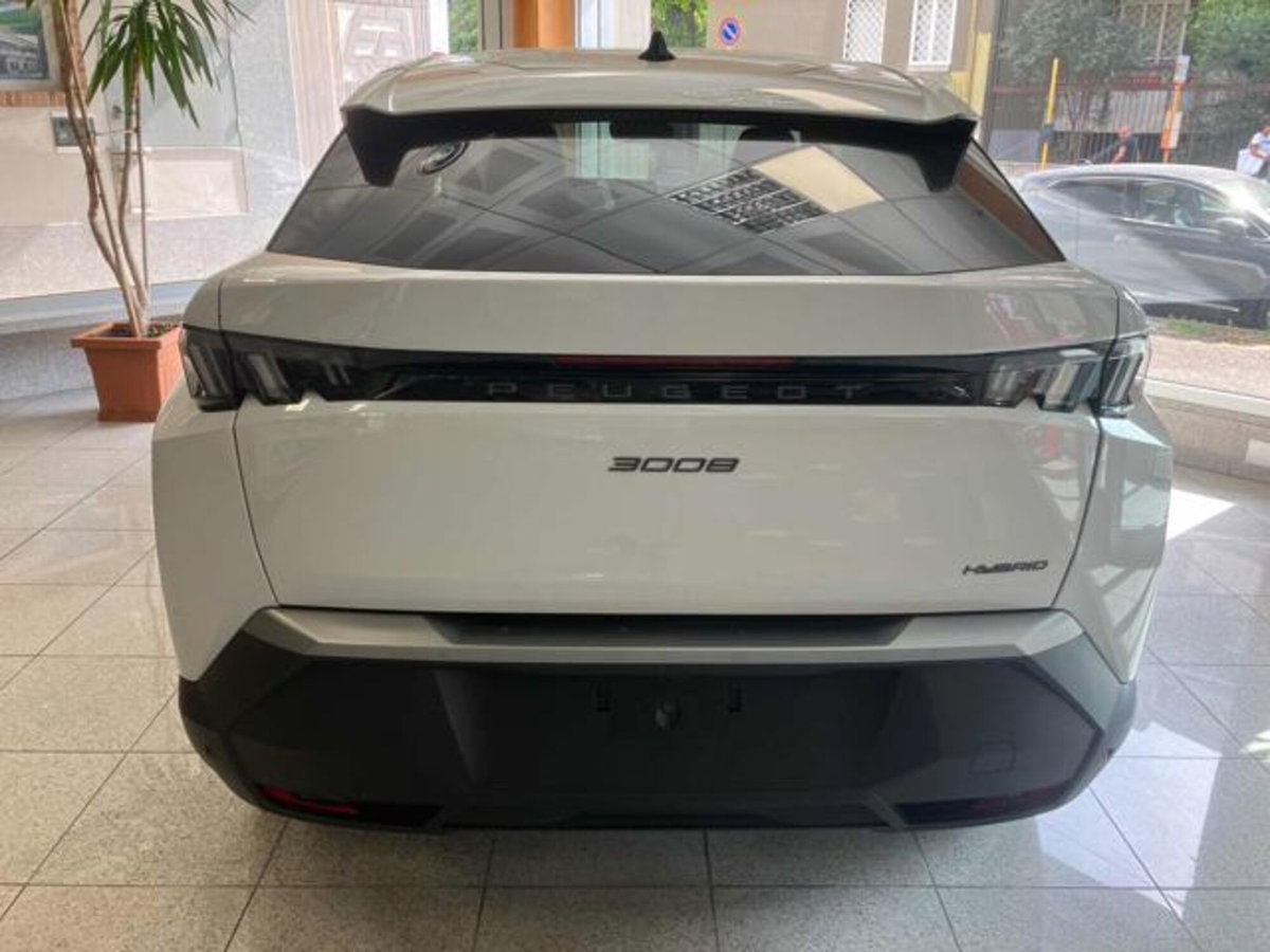 Peugeot 3008 1.2 hybrid Allure Business 145cv e-dcs6 (7)