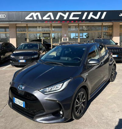 Toyota Yaris 1.5 Hybrid 5 porte Lounge usata