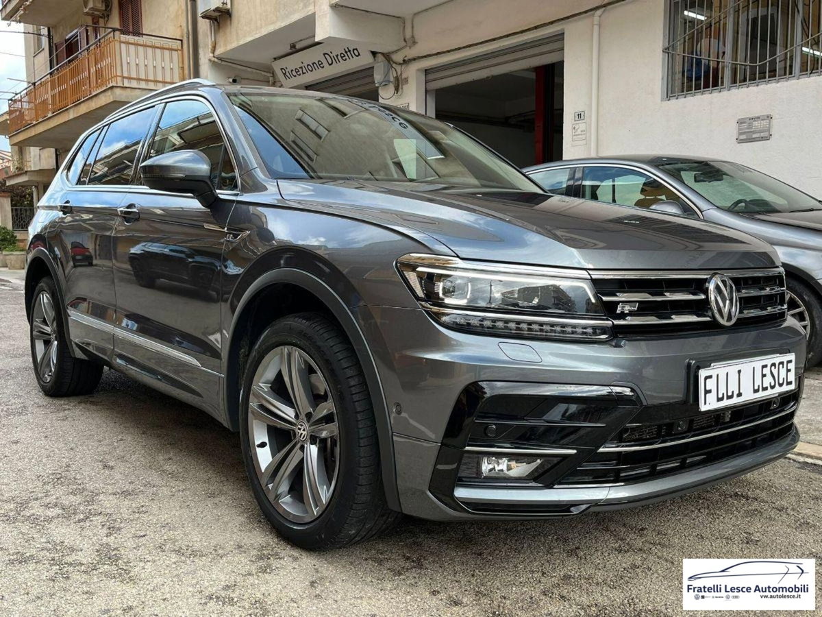 Volkswagen Tiguan Allspace 2.0 TDI 200 CV SCR DSG 4MOTION R-Line (17)