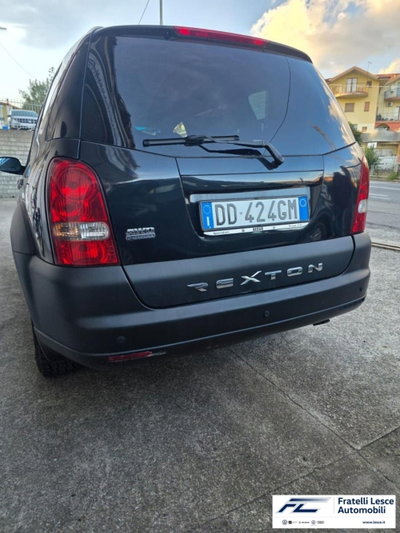 Ssangyong Rexton II 2.7 XDi TOD Classic (2)