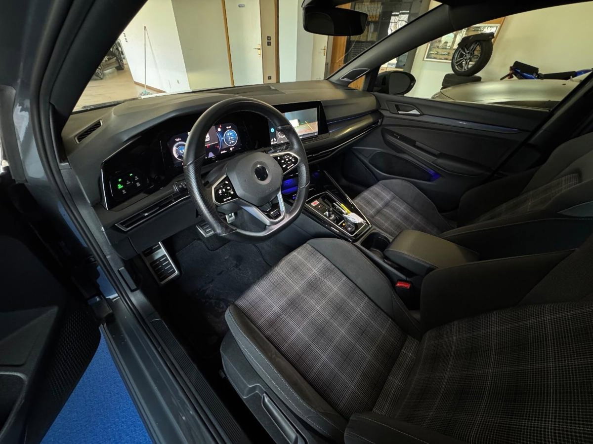 Volkswagen Golf 2.0 TDI GTD DSG (10)