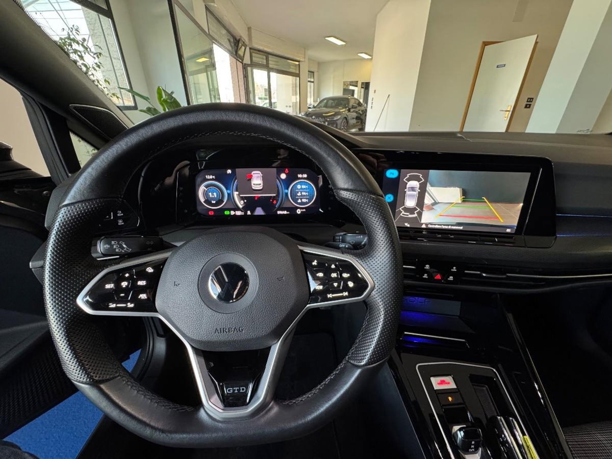 Volkswagen Golf 2.0 TDI GTD DSG (13)