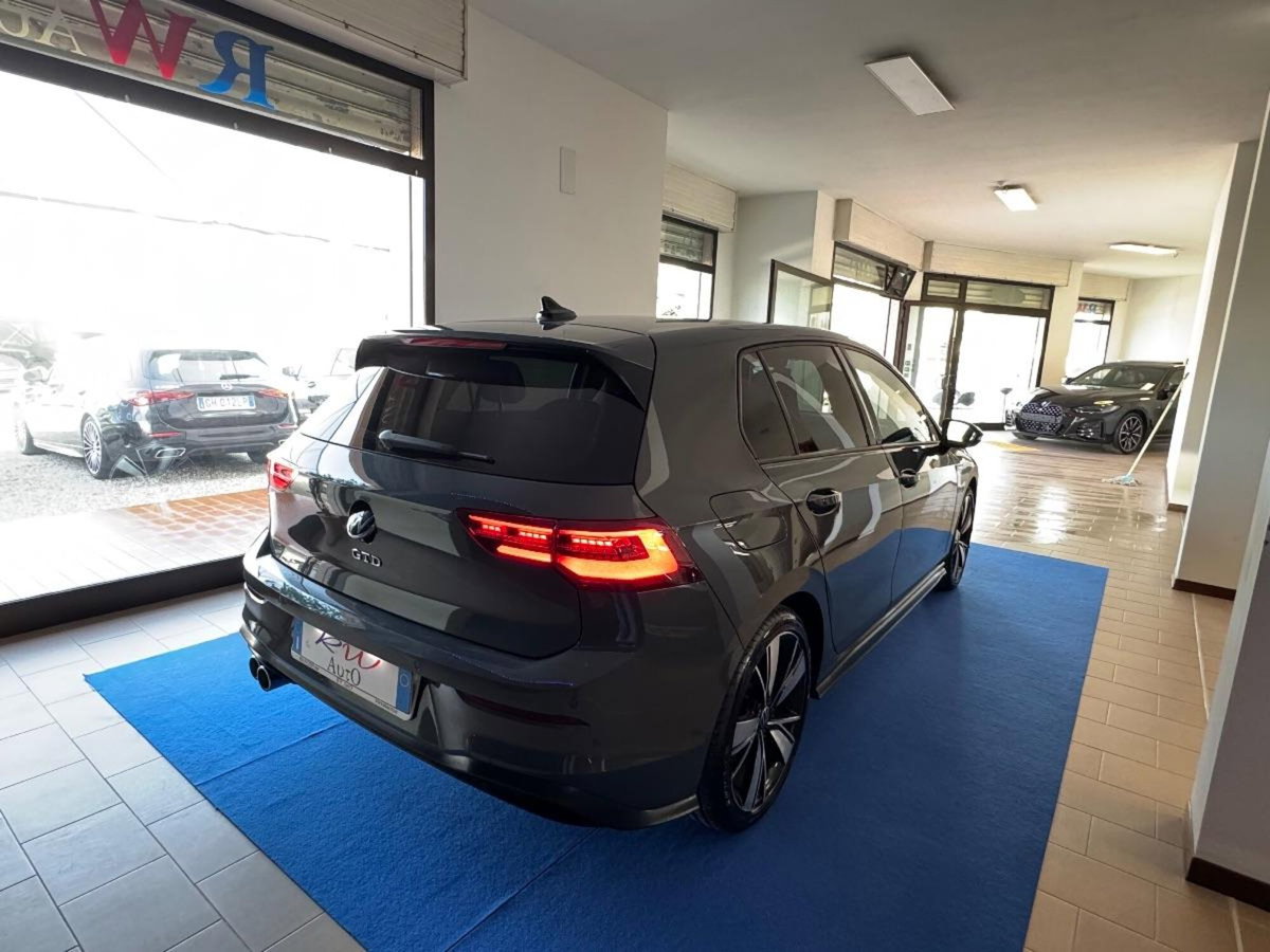 Volkswagen Golf 2.0 TDI GTD DSG (4)