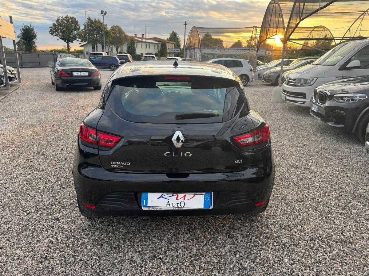 Renault Clio 1.5 dCi 75CV 5 porte Confort (4)