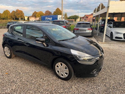 Renault Clio 1.5 dCi 75CV 5 porte Confort (7)