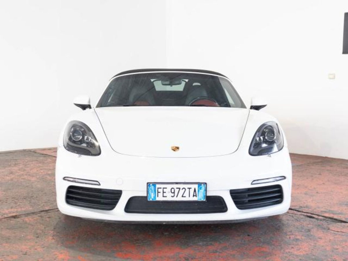 Porsche 718 Boxster  Boxster 2.0 T (3)