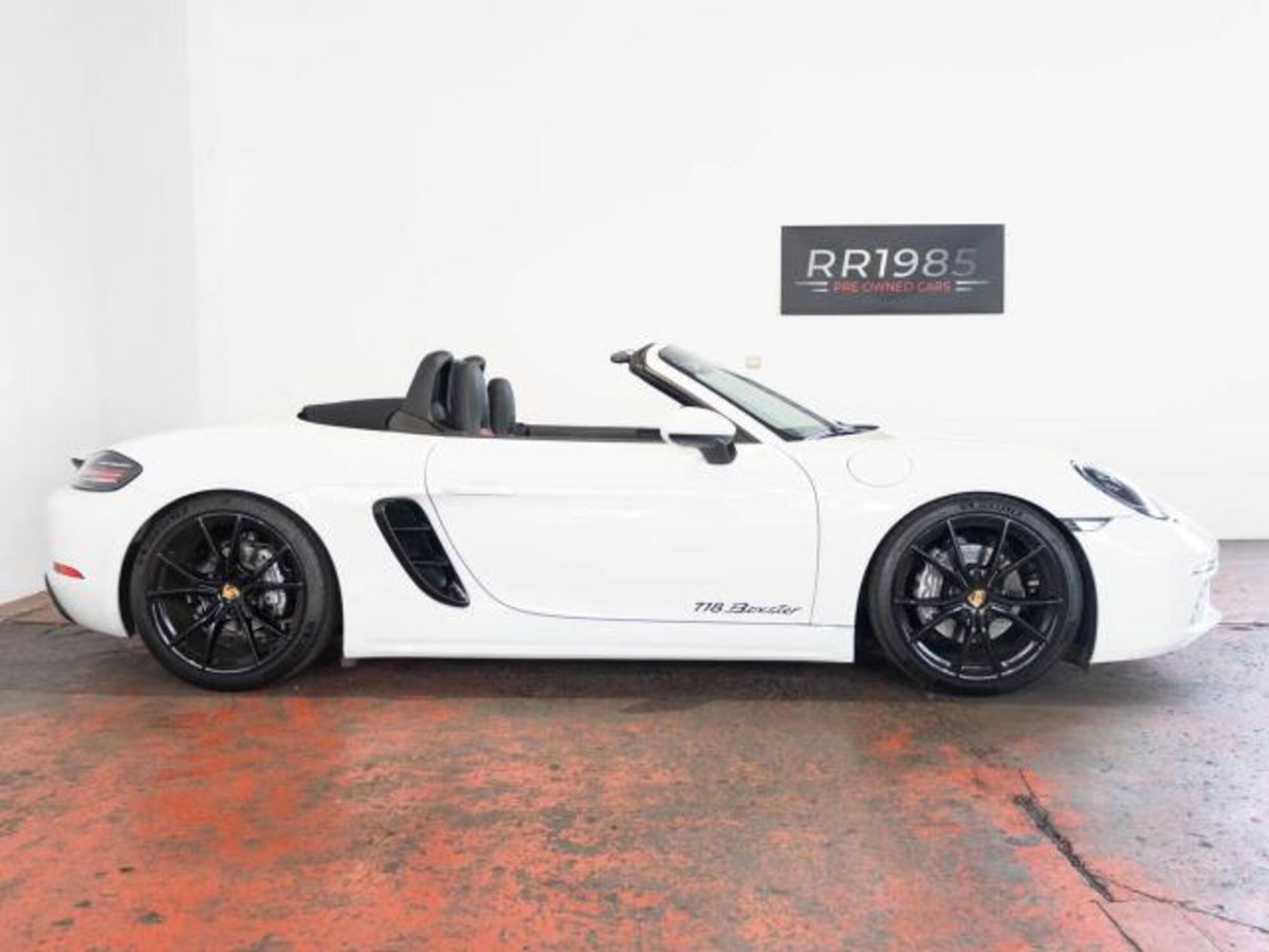 Porsche 718 Boxster  Boxster 2.0 T (7)