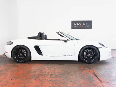 Porsche 718 Boxster  Boxster 2.0 T (7)
