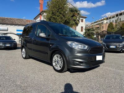 Ford Tourneo Courier 1.5 TDCI 95 CV Titanium usata