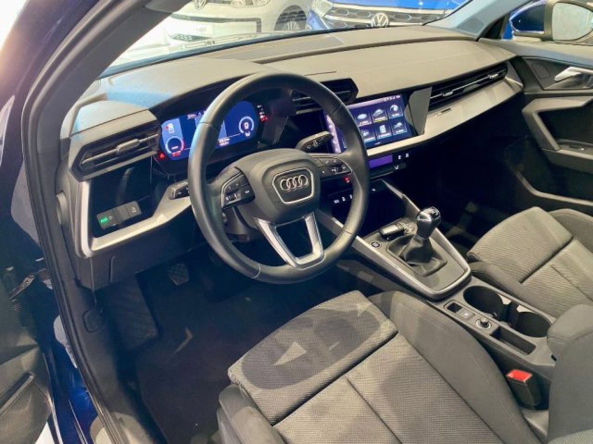Audi A3 Sedan 30 TFSI S line edition (14)