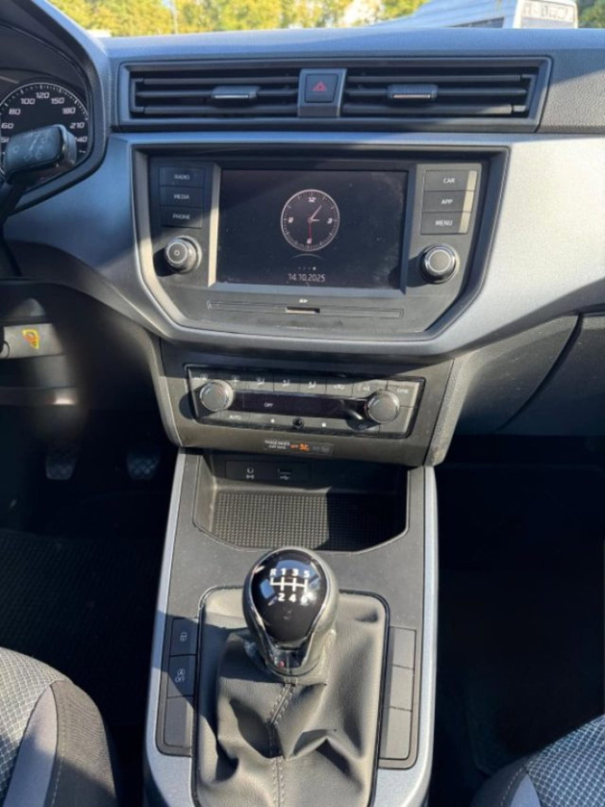 SEAT Arona 1.0 TGI Style (13)