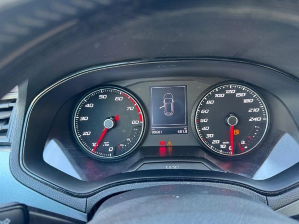SEAT Arona 1.0 TGI Style (17)