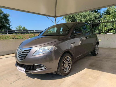 Lancia Ypsilon 1.2 69 CV 5 porte GPL Gold Plus usata