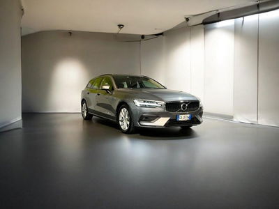 Volvo V60 D4 AWD Geartronic Business Plus usata
