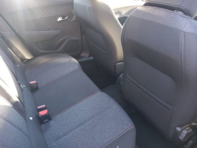 Peugeot 2008 1.2 hybrid Style 145cv e-dcs6 (16)