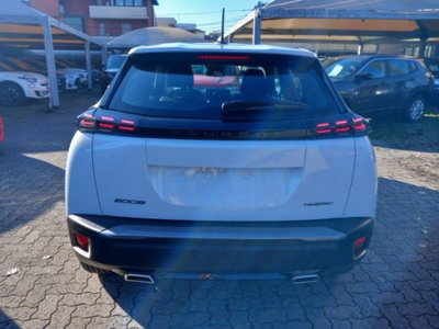 Peugeot 2008 1.2 hybrid Style 145cv e-dcs6 (10)