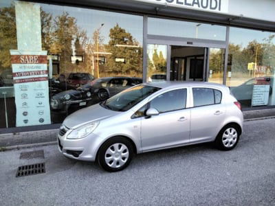 Opel Corsa 1.2 5 porte Cosmo