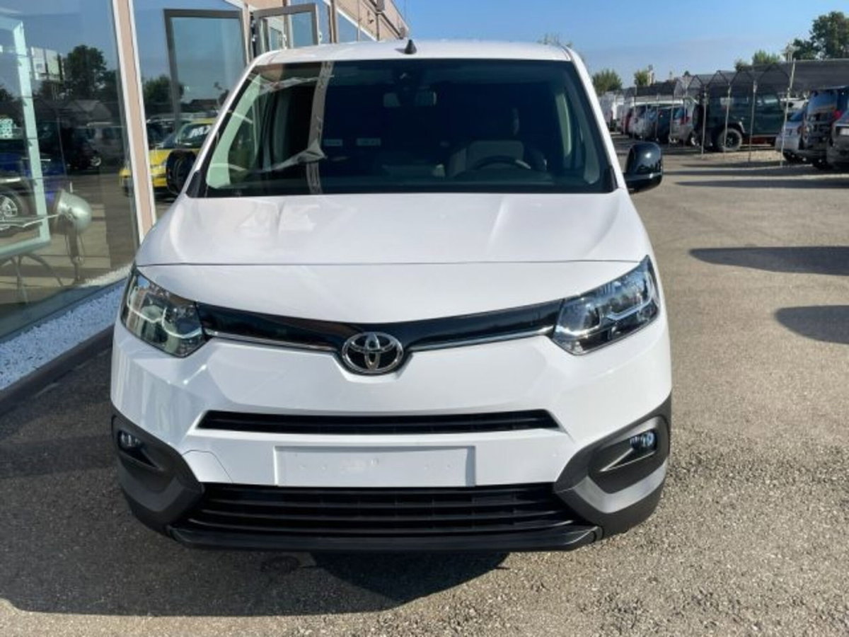 Toyota Proace City City 1.5D 100 CV S&S PC 4p. Active (3)