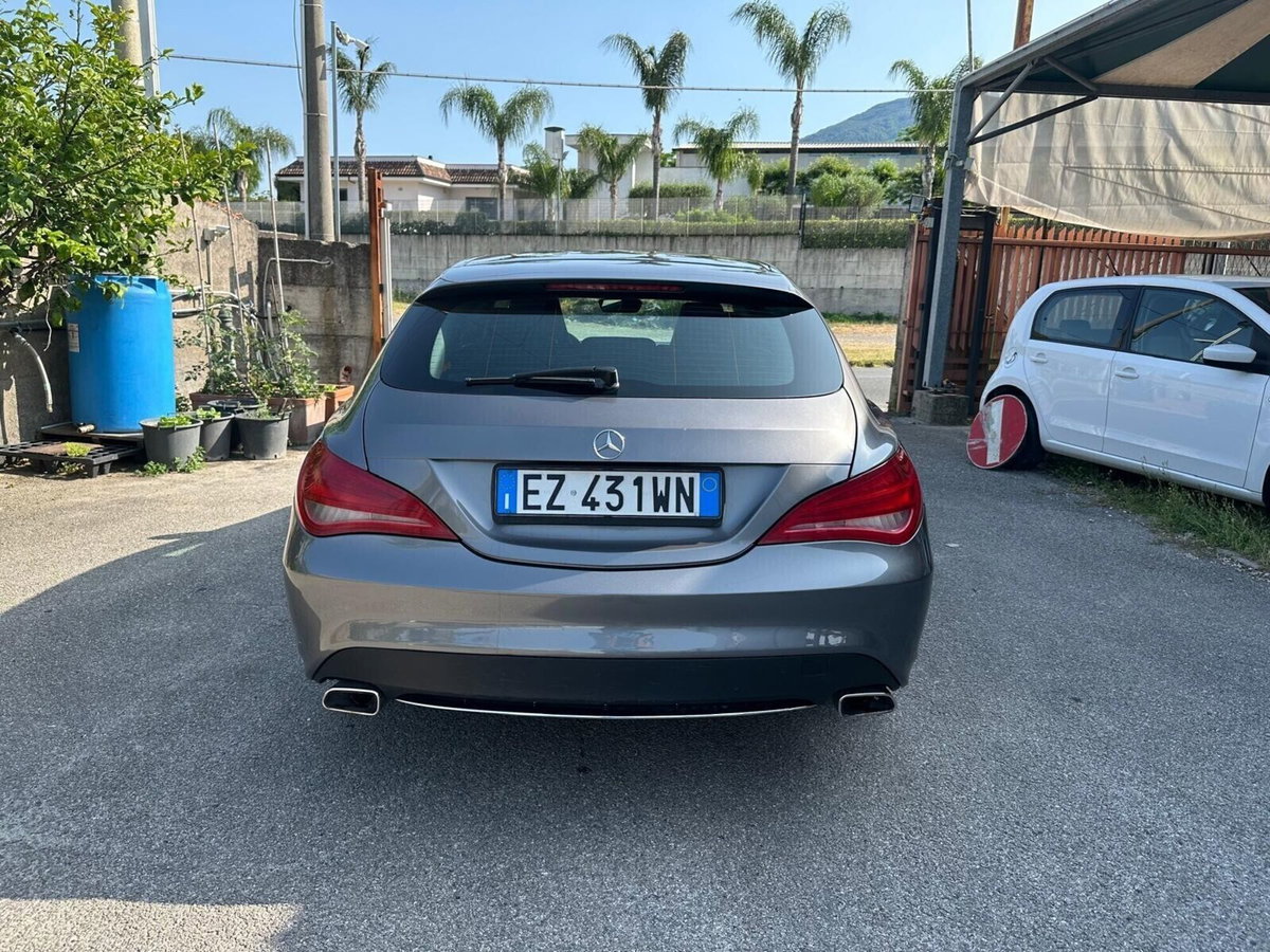 Mercedes-Benz CLA Shooting Brake 200 CDI Executive (5)