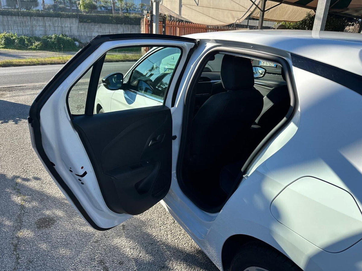 Opel Corsa 1.2 Elegance (20)
