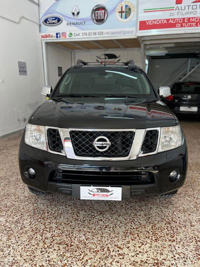 Nissan Navara 2.5 dCi 190CV 4 porte Double Cab Sport usato