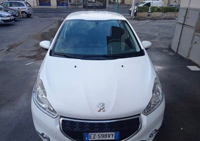 Peugeot 208 HDi 68 CV 5 porte Allure usata