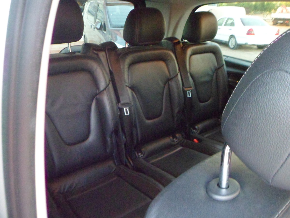 Mercedes-Benz Classe V 220 d Sport Extralong (11)