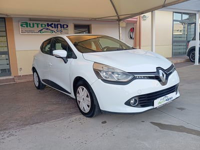 Renault Clio 1.5 dCi 8V 75CV 5 porte Wave usata