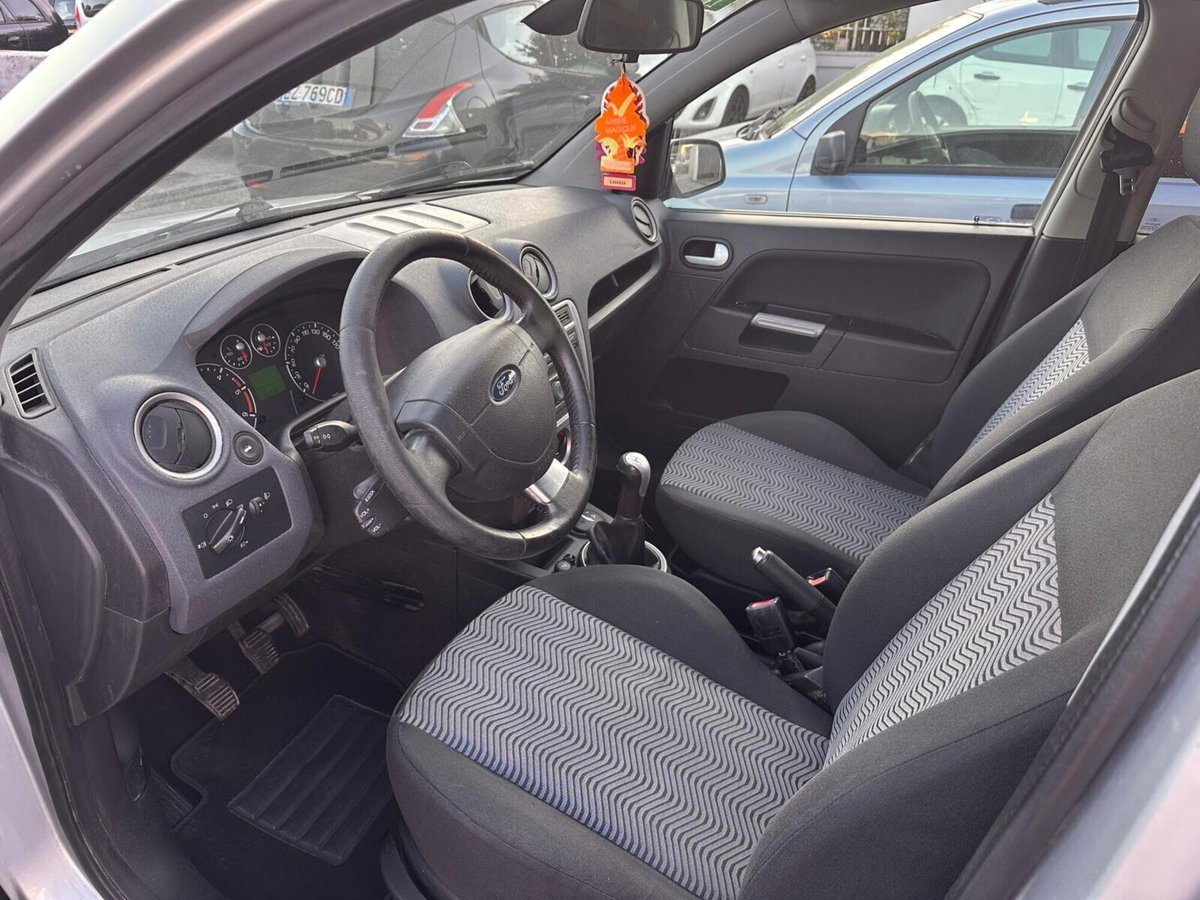 Ford Fusion 1.4 TDCi 5p. Titanium (9)