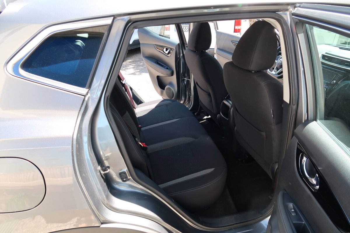 Nissan Qashqai 1.5 dCi 115 CV DCT Business (11)