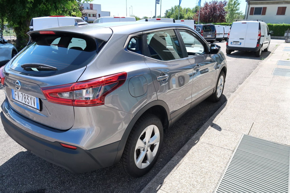 Nissan Qashqai 1.5 dCi 115 CV DCT Business (5)