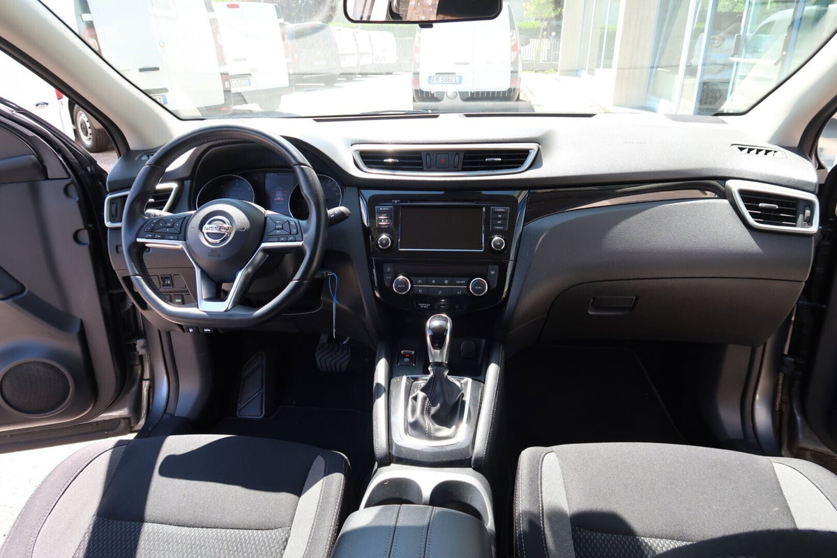 Nissan Qashqai 1.5 dCi 115 CV DCT Business (7)