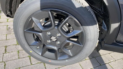 Suzuki Ignis 1.2 Hybrid Top (12)