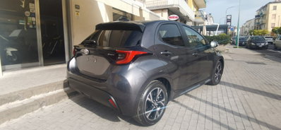 Toyota Yaris 1.5 Hybrid 5 porte Trend (4)