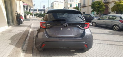 Toyota Yaris 1.5 Hybrid 5 porte Trend (5)