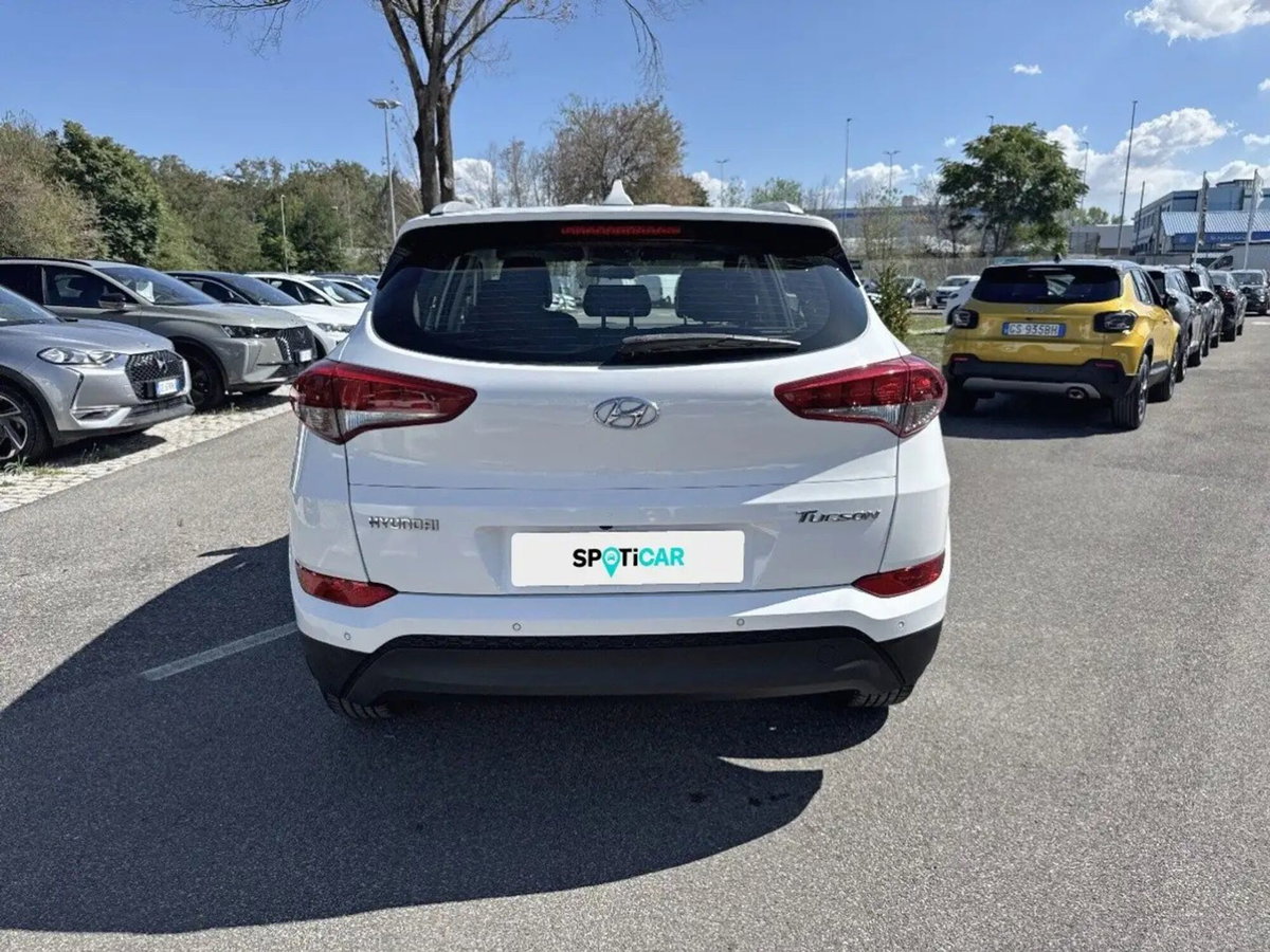 Hyundai Tucson 1.7 CRDi XPlus (4)